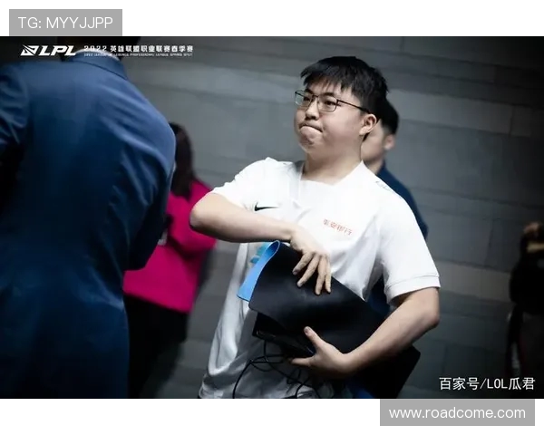 BLG在Major赛中的表现分析与状态评估探讨 BLG在Major赛中的表现分析与状态评估探讨