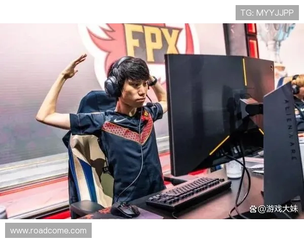 FPX状态引发热议电竞圈对其表现的不同声音与分析