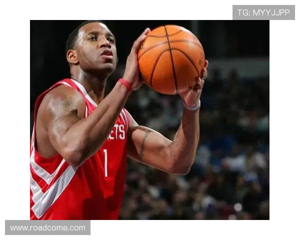 1995年NBA总决赛火箭队与魔术队的经典对决回顾与分析