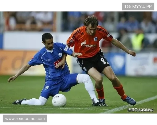 萨斯菲尔德与圣菲联合的激烈对决揭示足球战术的精彩碰撞