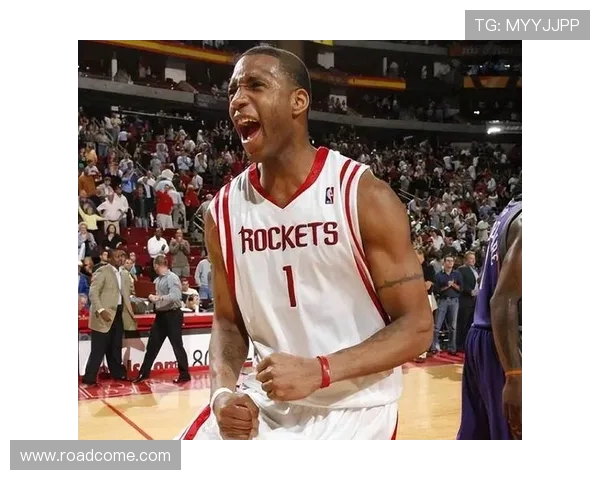 麦迪在对阵小牛的单节狂飙表现震撼全场引发热议