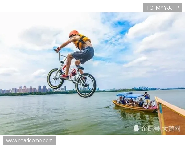 武汉极限运动队荣登全国意识排行榜第二名引发热议