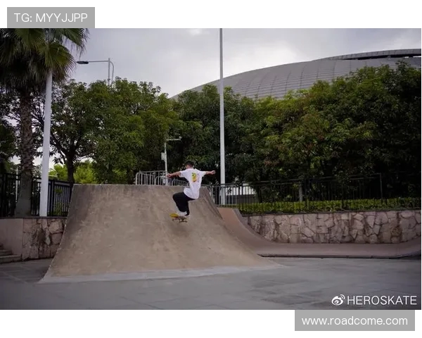 深圳滑板队如何通过防守革新提升竞技水平与团队协作能力