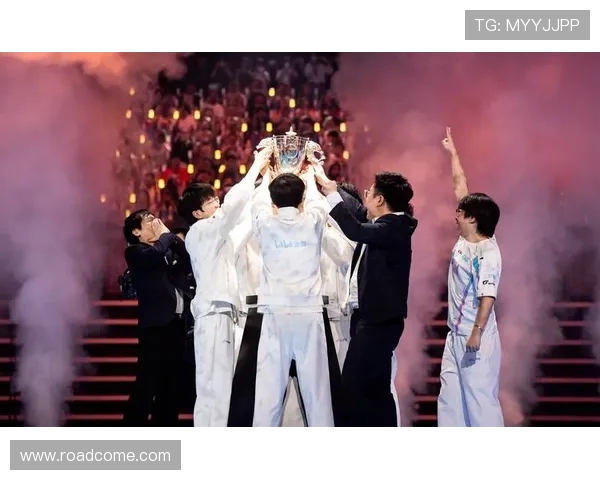 王者荣耀传奇再续：BLG战队逆袭之路的全景纪实与深度剖析